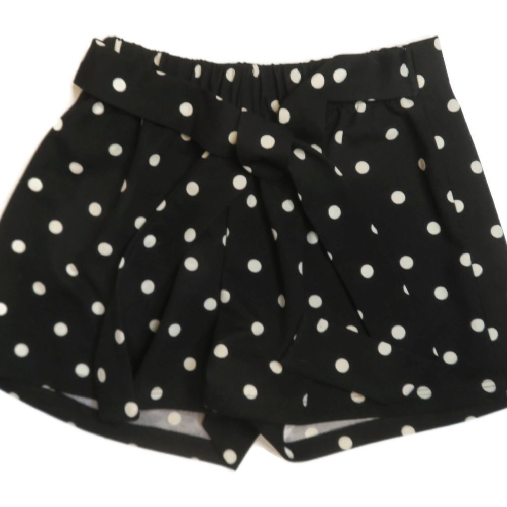Charlotte Russe Shorts Women Medium USA Black Polka Dot Tie Waist 2.5" Inseam